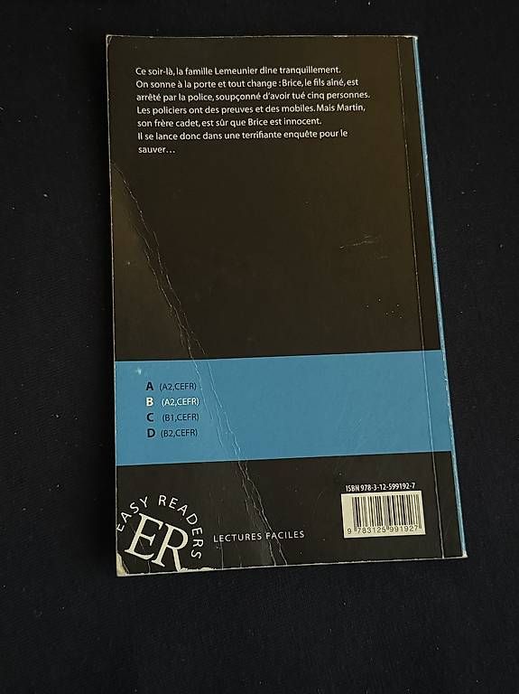 Libri: Frères de sang - Mikaël Olliver – Usato da Schlieren venduto da ads_h6l7 1