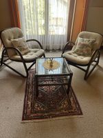 Rattan Sessel Set mit Glastisch, 2 Sitzer, guter Zustand