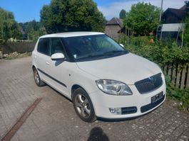 Skoda Fabia 1.4 Limousine weiss Kleinwagen