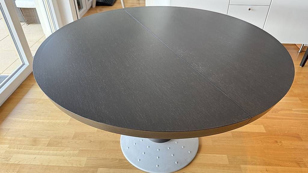 Tables: Table à manger Ligne Roset  – D'occasion à Genev par pog_jj5m