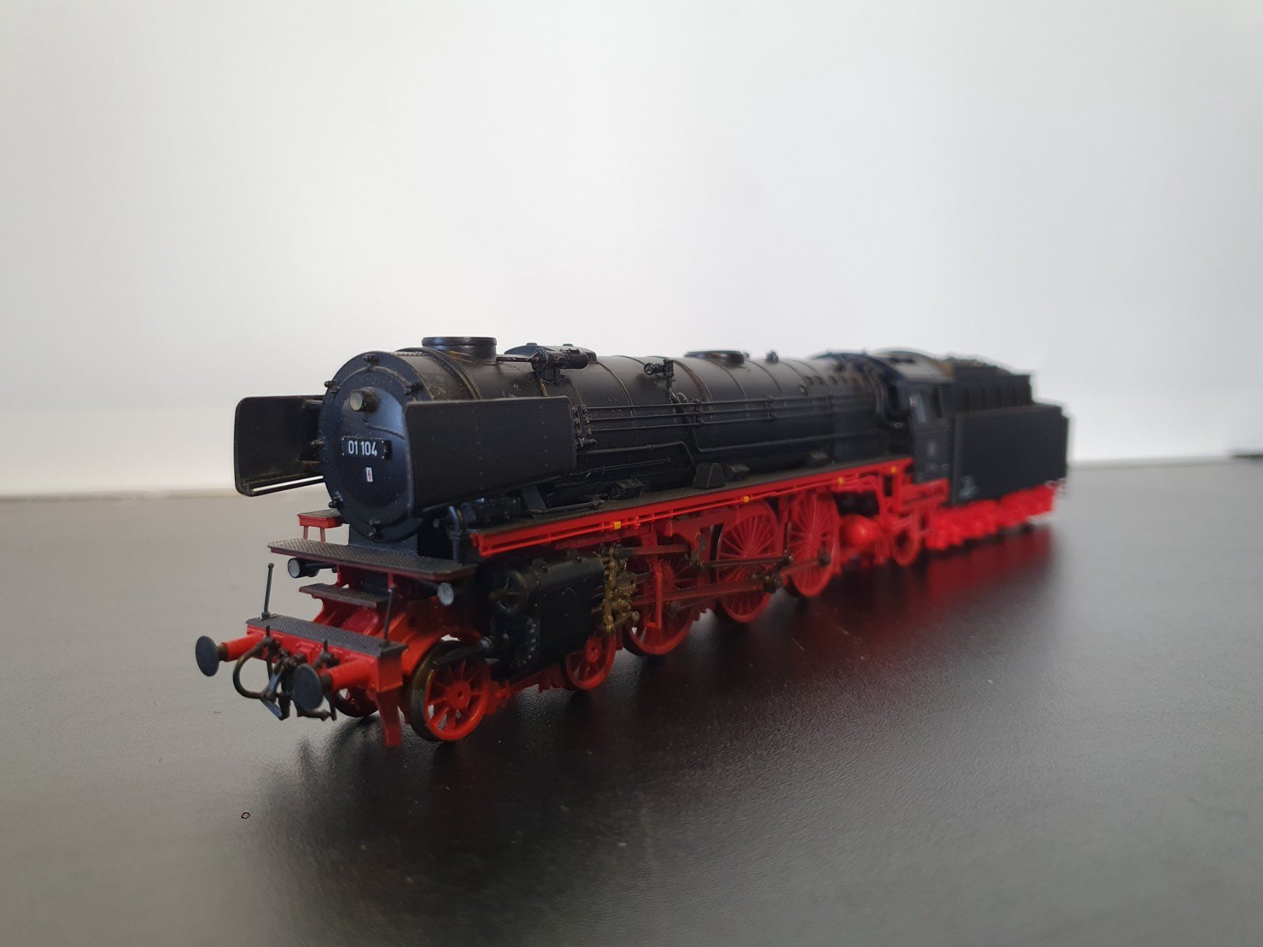 Roco Modellini di ferrovie: ROCO:DC: DB DAMPFLOK BR 01 NEUWERTIG OVP – Usato da Biglen venduto da taunus82