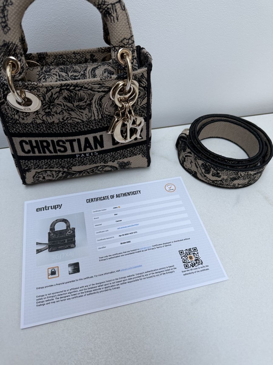Dior Borse da donna: NEW Christian Dior Borsa mini Lady D-Lite – Nuovo (secondo la descrizione) da Vacallo venduto da kellyyy 7