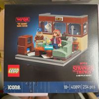 LEGO Stranger Things WSQK Radio Station 40891