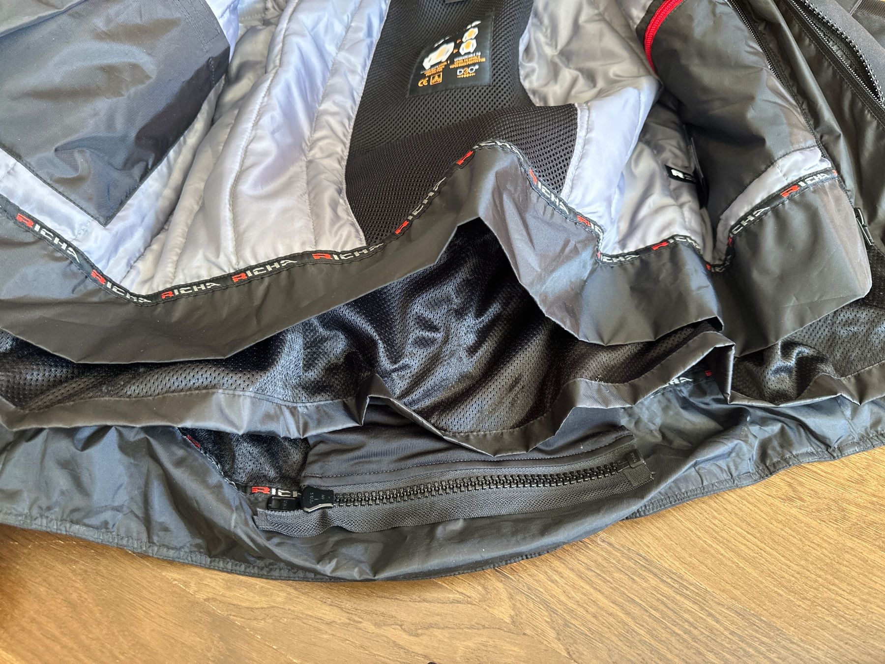 Giacche: Motorradjacke Richa Gr M – Usato da Naters venduto da Lasana 4