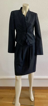 Hugo Boss Damen dunkelblaues Kostüm Gr. 36 Schurwolle