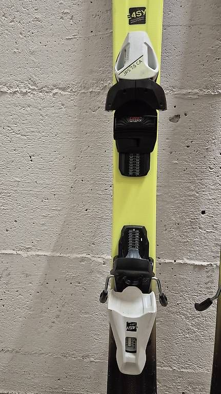 Skis: Ski Head 127cm – D'occasion à Lausanne par ang_h5kp 2