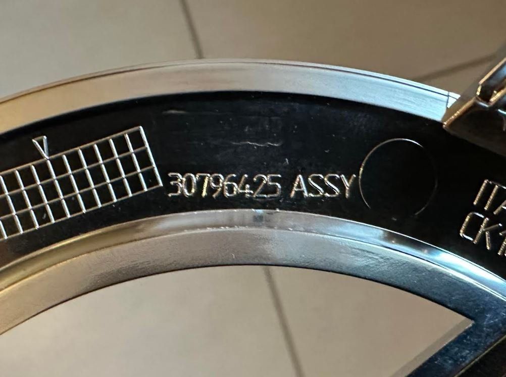 Volvo Alle Autoersatzteile: Volvo Logo / Emblem – Gebraucht aus Ried-Brig von V8_Andy 2