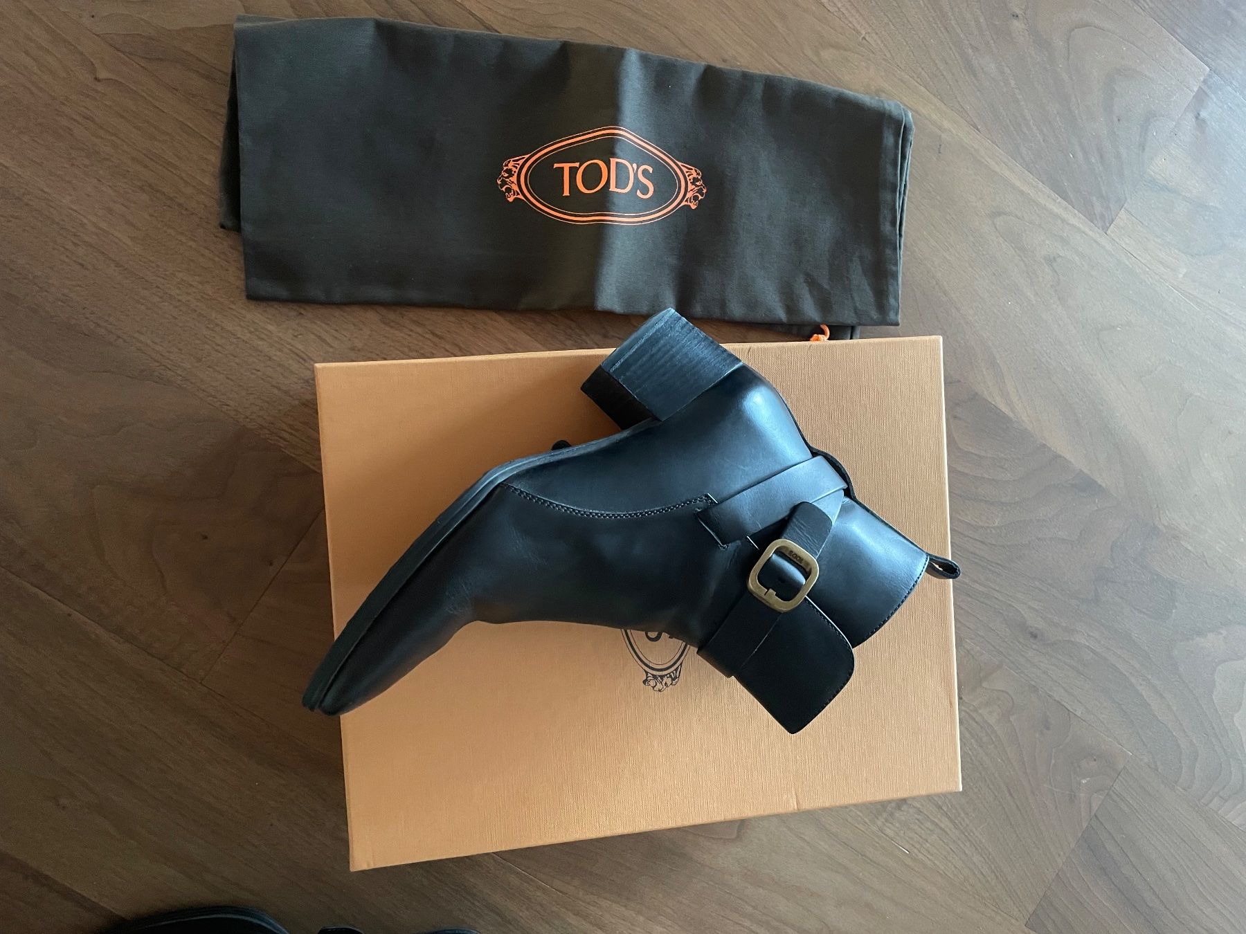 Tod'S Scarpe da donna: Tods Ankle Boots 39.5 in very good shape – Usato da Zürich venduto da Georgiana07 2