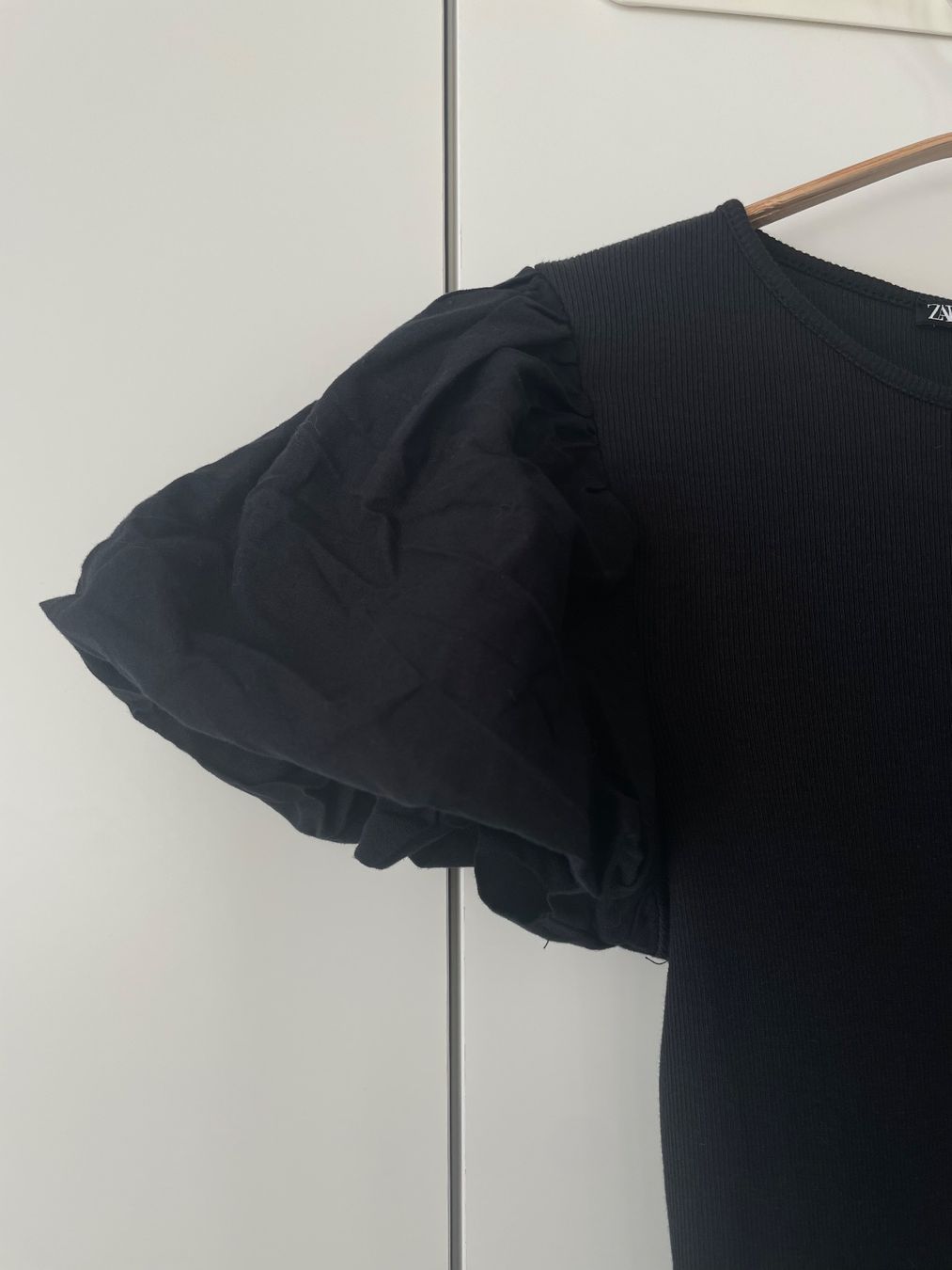 Zara Vestiti: ZARA Schwarzes Midikleid mit Puffärmeln & Rippstrick Gr S – Usato da Neukirch an der Thur venduto da bee88 2