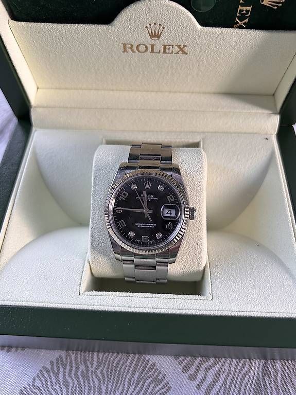 Orologi: ROLEX OYSTER PERPETUAL DATEJUST – Usato da St. Pantaleon venduto da Vogue3