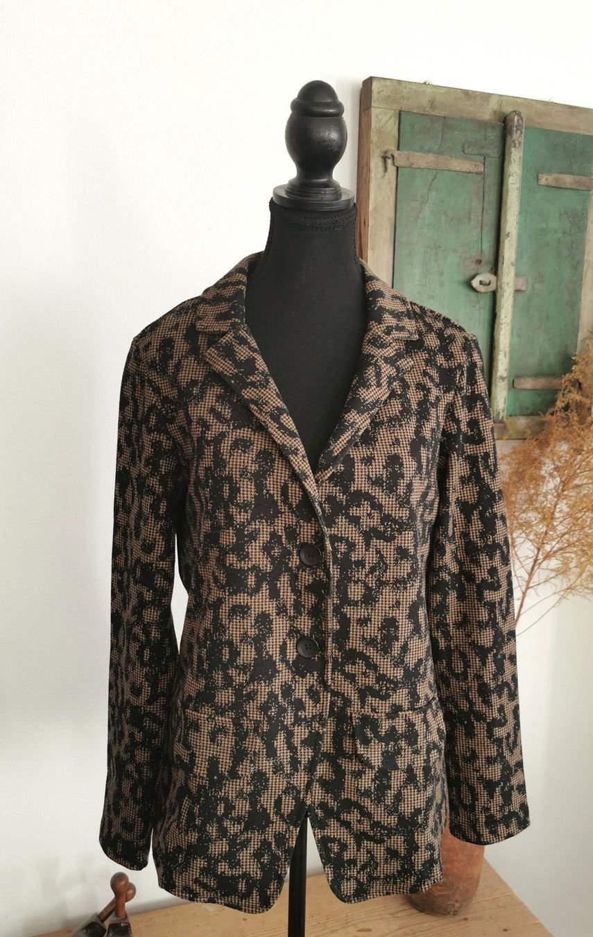 Vestes: Sani Blu toller Blazer Gr. 40 – D'occasion à gachnang par tibus1