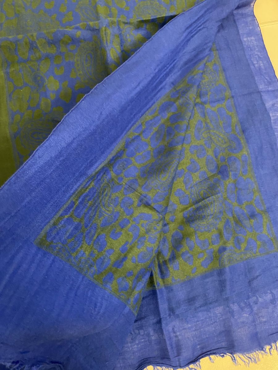 Foulard & Sciarpe: Wolle / Seide Schal 🌸 – Usato da Opfikon venduto da Luis144 7