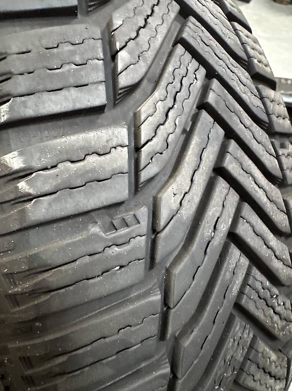 Pneus & Kompletträder: 2x Michelin Alpin 6 185x65x15 – Gebraucht aus Oberentfelden von Opine73 1