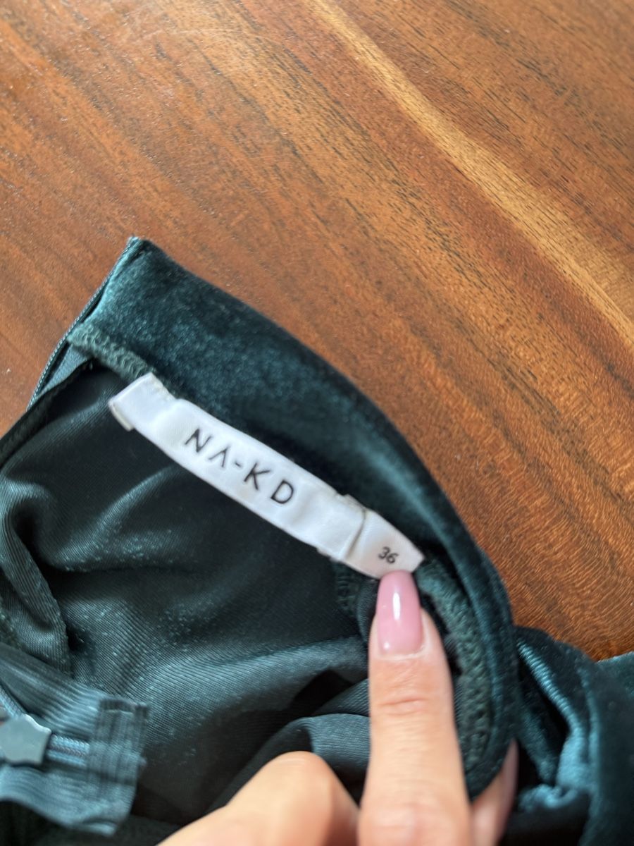 Na-kd Vestiti: NA-KD Samtkleid Petrol Gr. 36 | Elegant & feminin – Usato da Herrliberg venduto da Joy_Strehler 2