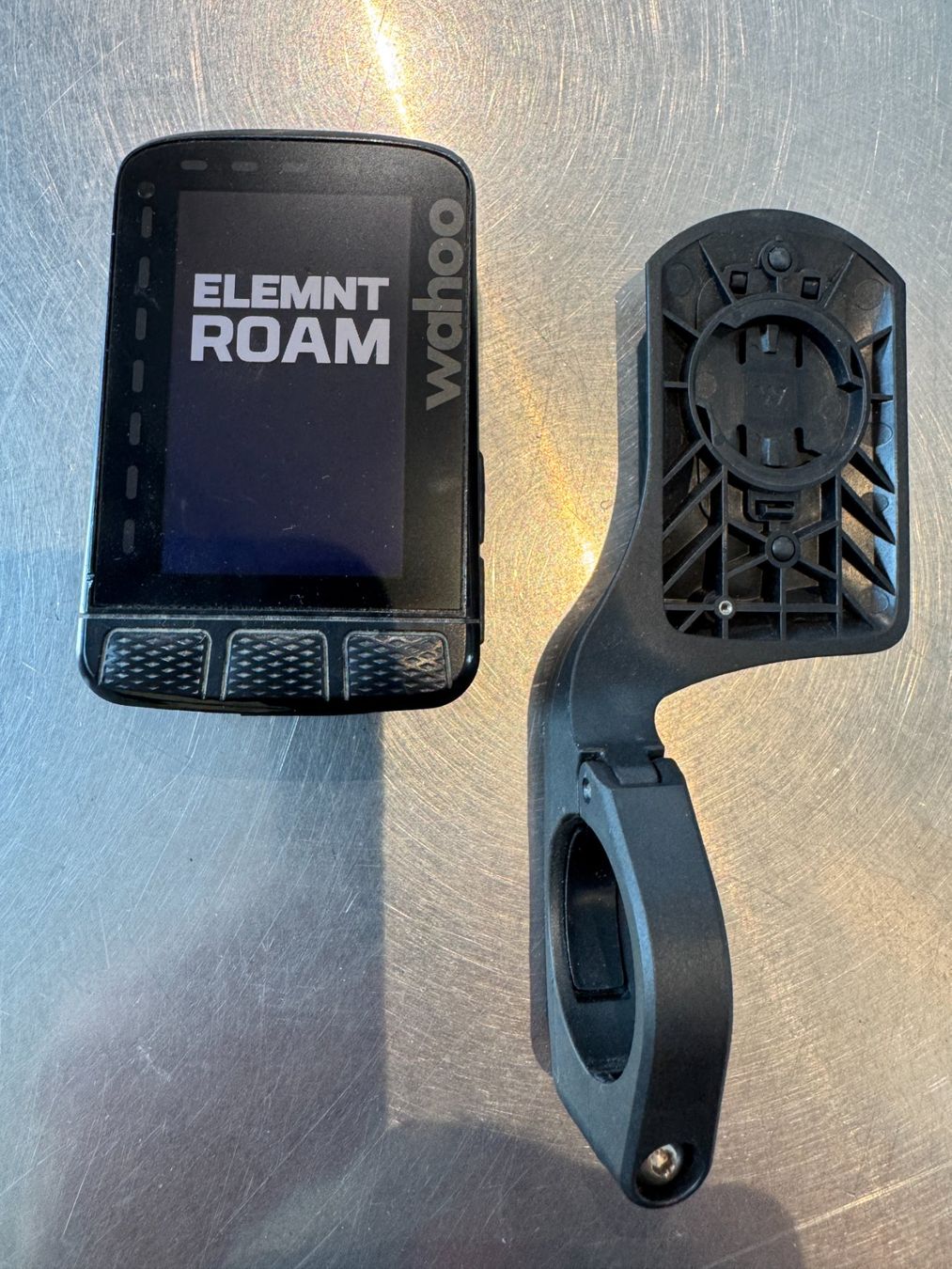 Wahoo Navigationsgeräte: Wahoo Roam V2 – Gebraucht aus Zürich von Velofabrik01