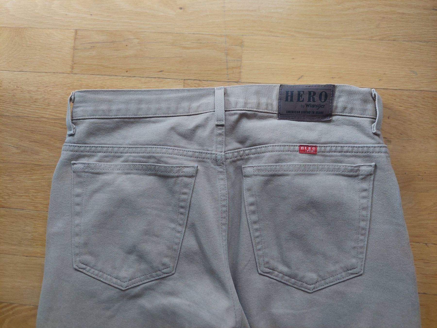 Lotti di vestiti: 4 Hosen Zara & Springfield – Usato da Zürich venduto da makimakimak 3