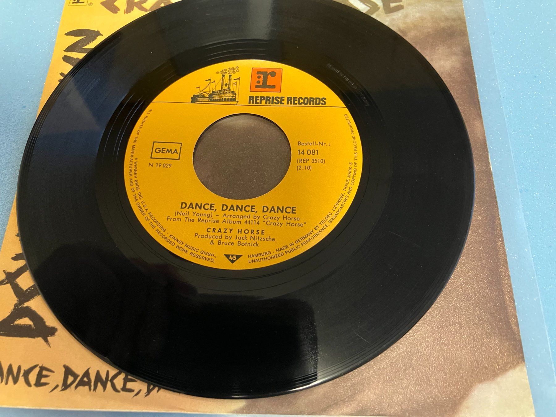 Dischi in vinile: Neil Young – Usato da Aarwangen venduto da Jukebox3 4