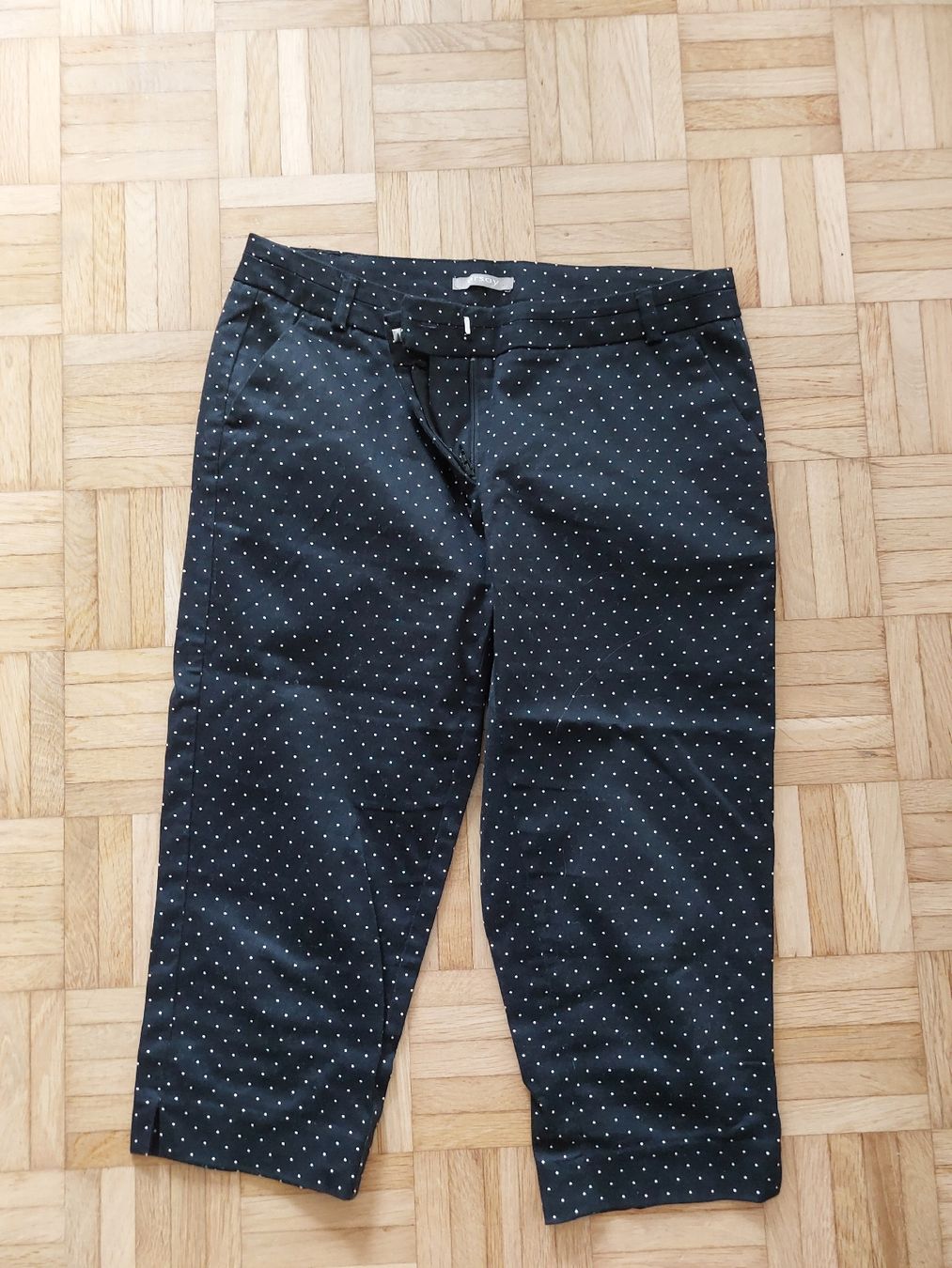 Pantaloni: Caprihose mit Pünktli, Grösse 36 – Nuovo (secondo la descrizione) da Rosshäusern venduto da ter_z9gp