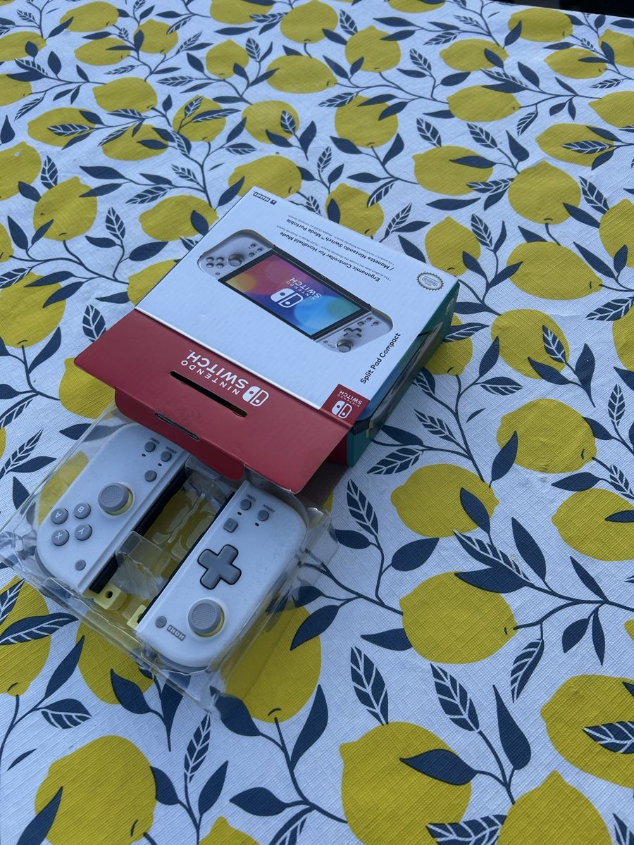 Nintendo Controller: Hori Split Pad Compact für Nintendo Switch – Usato da Uhwiesen venduto da Bogi2257 1