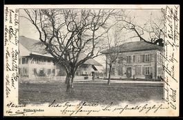 AK Bätterkinden, Platz mit Häusern und Bäumen