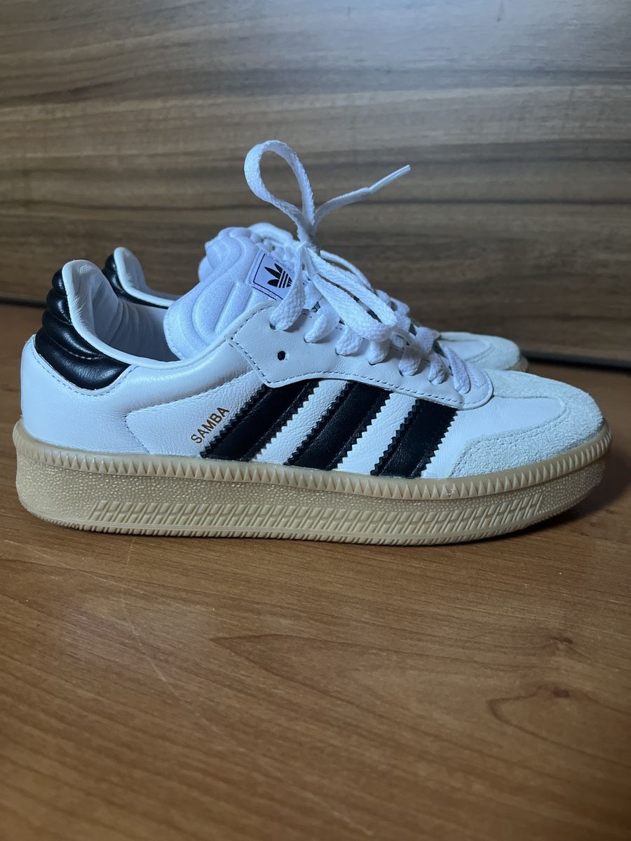 Adidas Scarpe da donna: Adidas Samba Turnschuhe Gr. 36 2/3 – Nuovo (secondo la descrizione) da Zell ZH venduto da decate