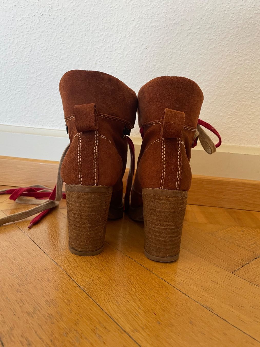 Tamaris Scarpe da donna: Stiefeletten von Tamaris – Usato da Zürich venduto da maikelisa 4