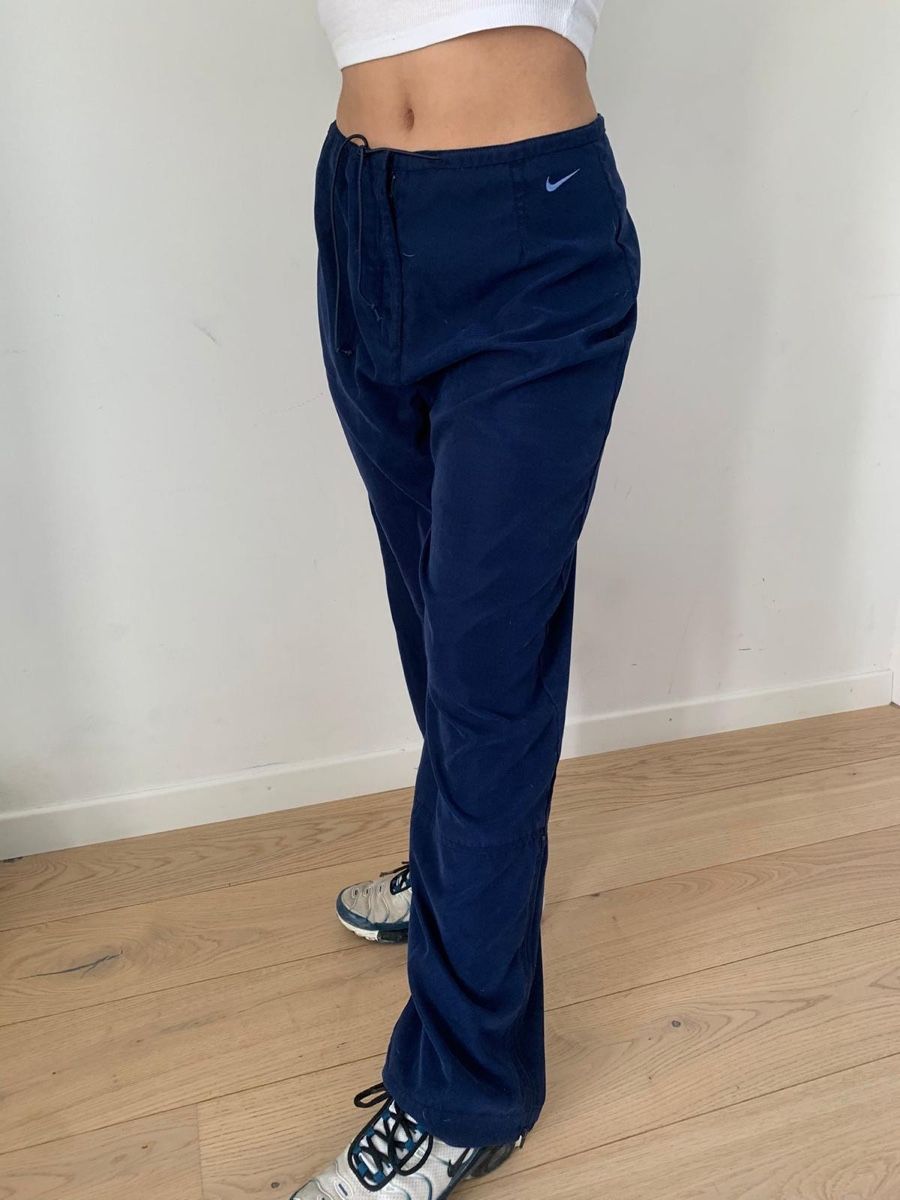 Nike Pantaloni: Nike Trackhose Grösse M – Usato da Uitikon Waldegg venduto da lor_b2rv