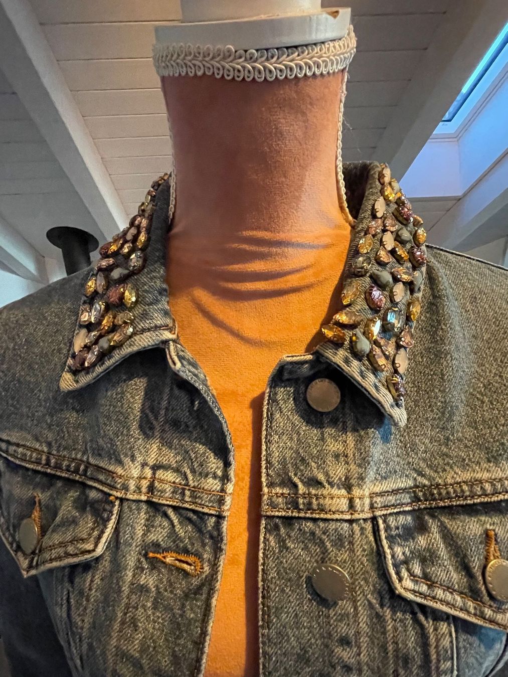Maje Giacche: Jeans Jacke von Maje – Usato da Unterlunkhofen venduto da Kaw71 2