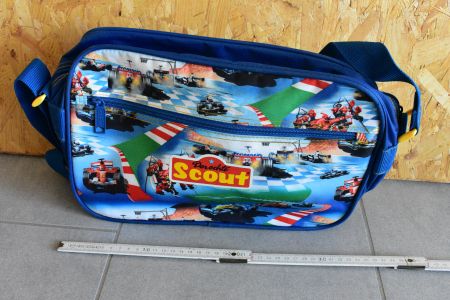 Tasche mit Automotiven