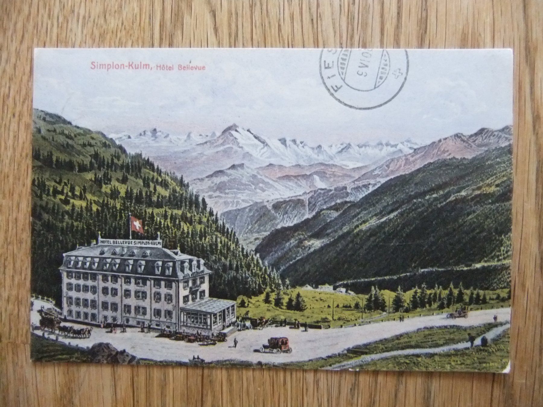 Cartoline postali: Simplon - Kulm Hotel Bellevue Lithografie mit Postkutschen – Usato da St. Niklaus VS venduto da wunschlos54