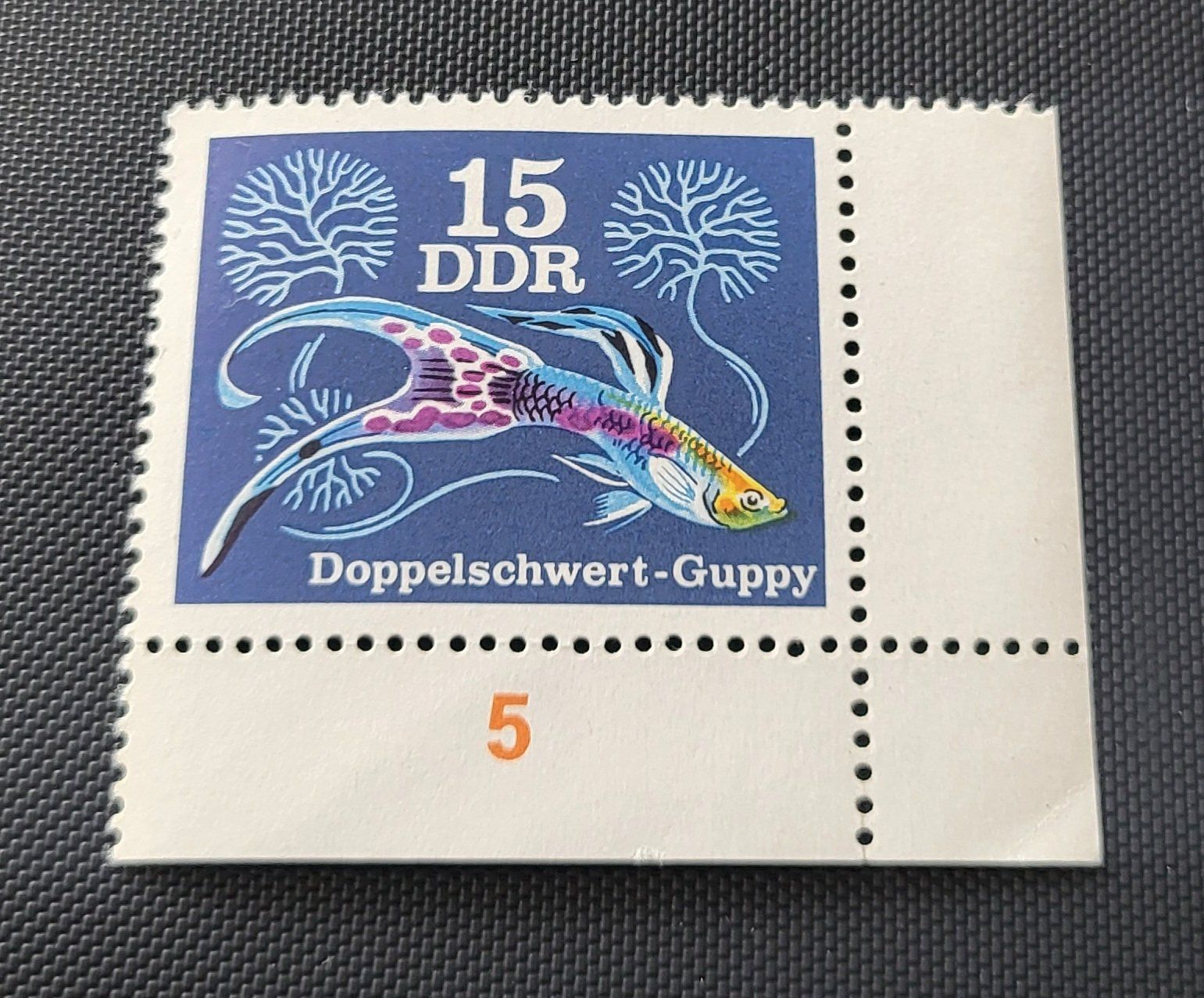 Tous les timbres: DDR 1976 briefmarke – D'occasion à St Gallen par Stampsalshobby