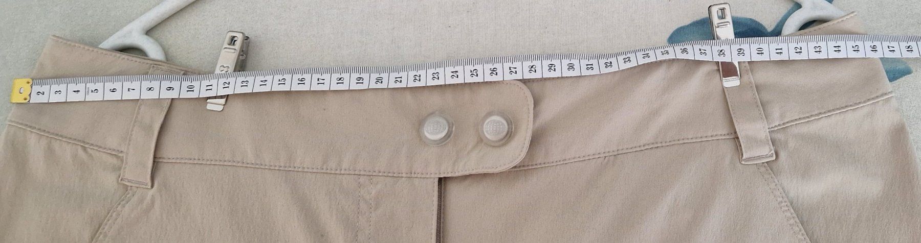 Pantaloni: Pantalon grandeur XL – Usato da Couvet venduto da Pioune 1