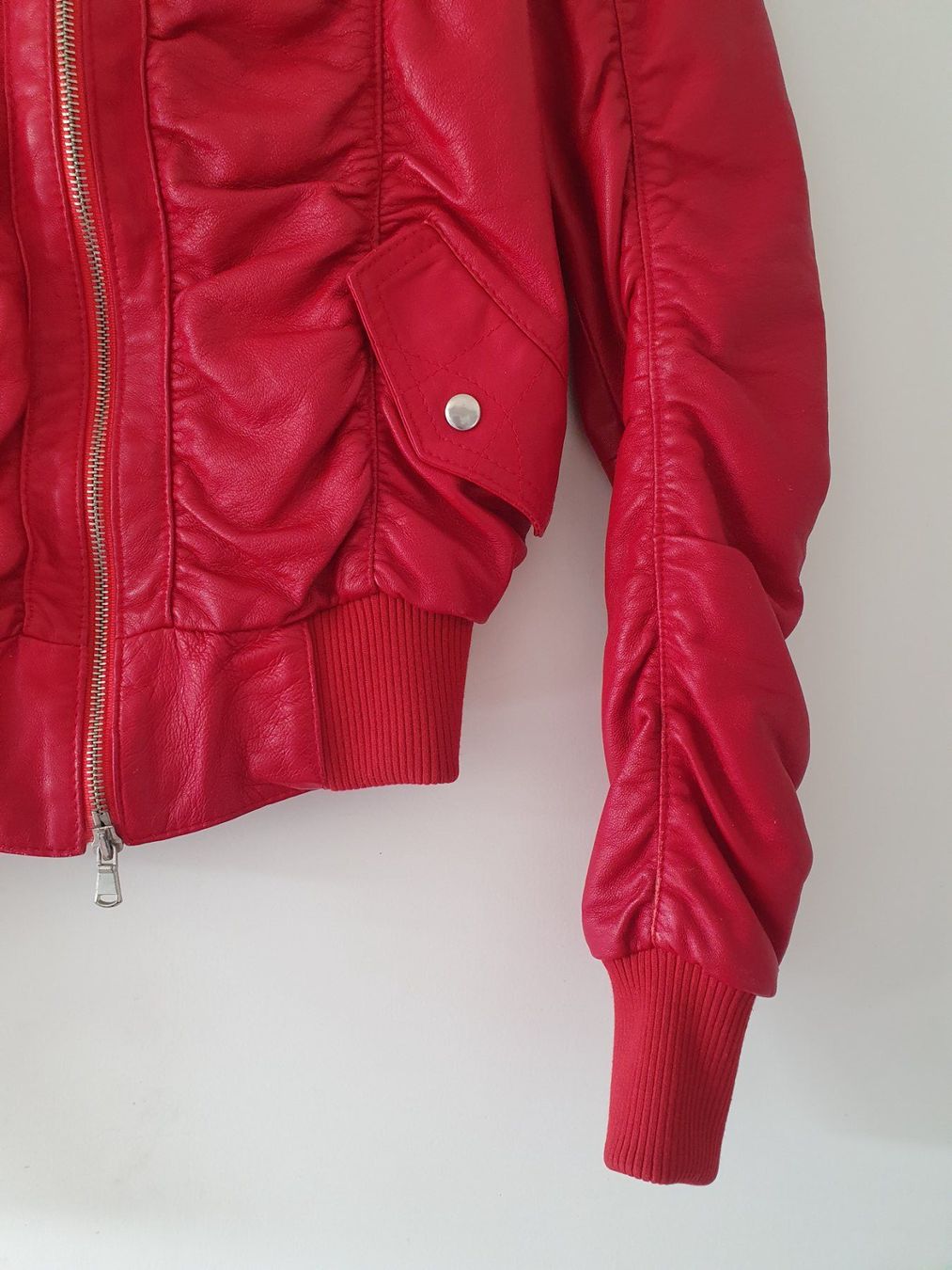 Jacken: Rote Lederjacke, echt Leder – Gebraucht aus Bern von Helays 5