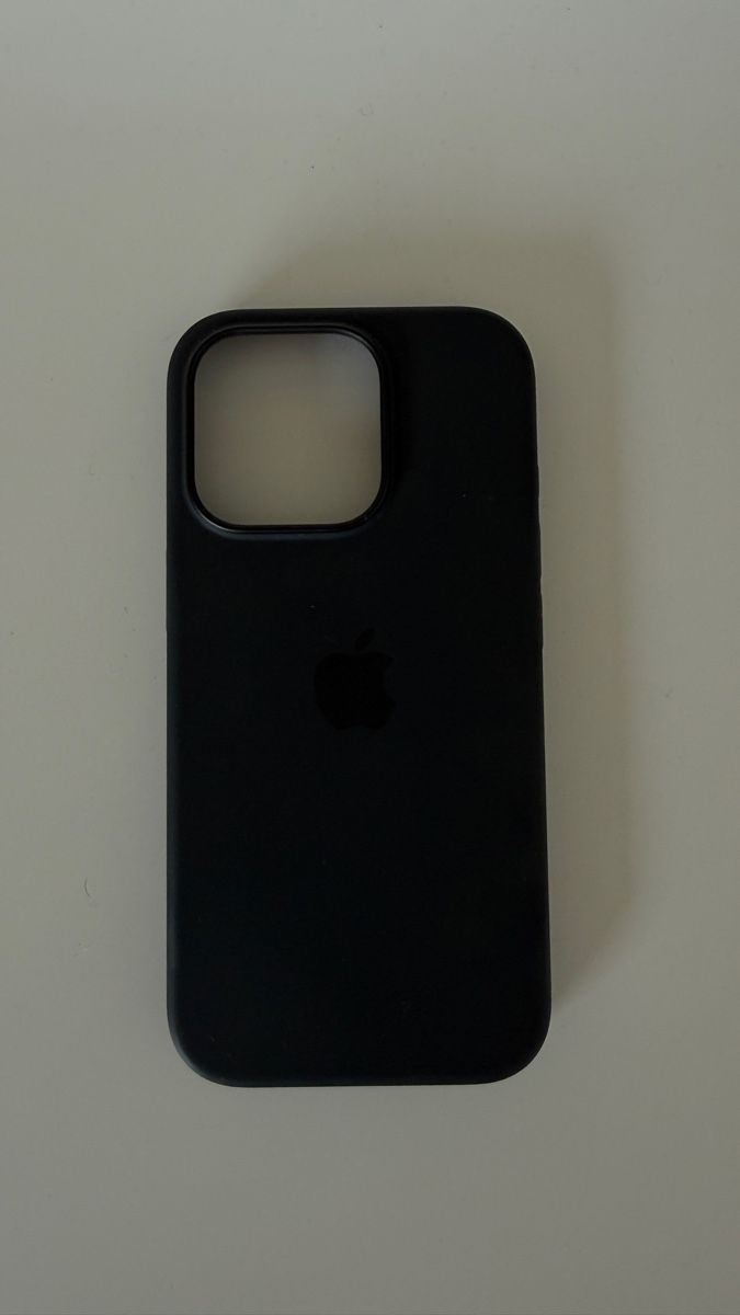 Apple Cover & Protezioni schermo: Apple Silicone Case für iPhone 16 Pro – Nuovo (secondo la descrizione) da Fürigen venduto da lxzca