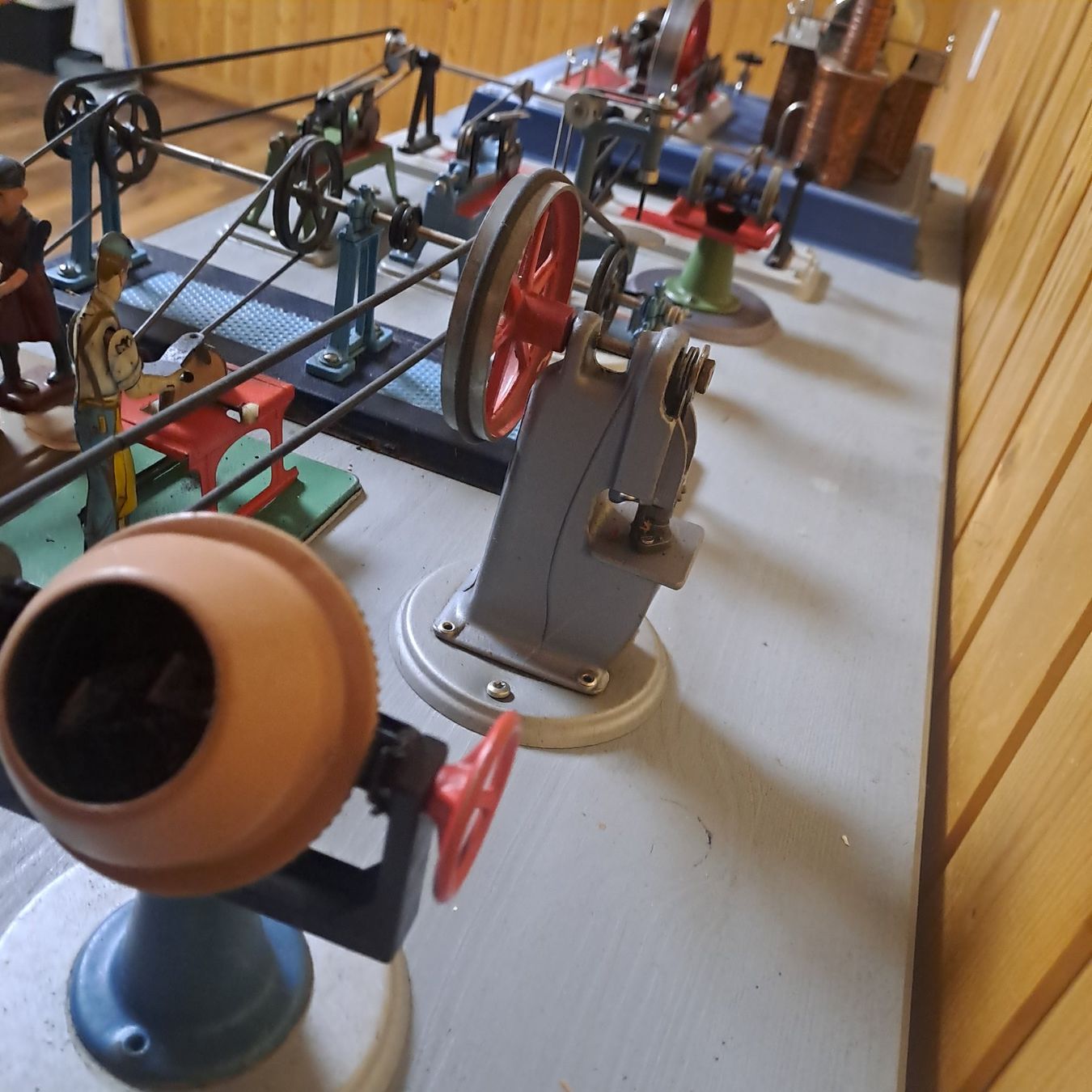 Wilesco Kit di modellismo & Modellini statici: Dampfmaschine – Usato da Laufen venduto da FredyR01 2