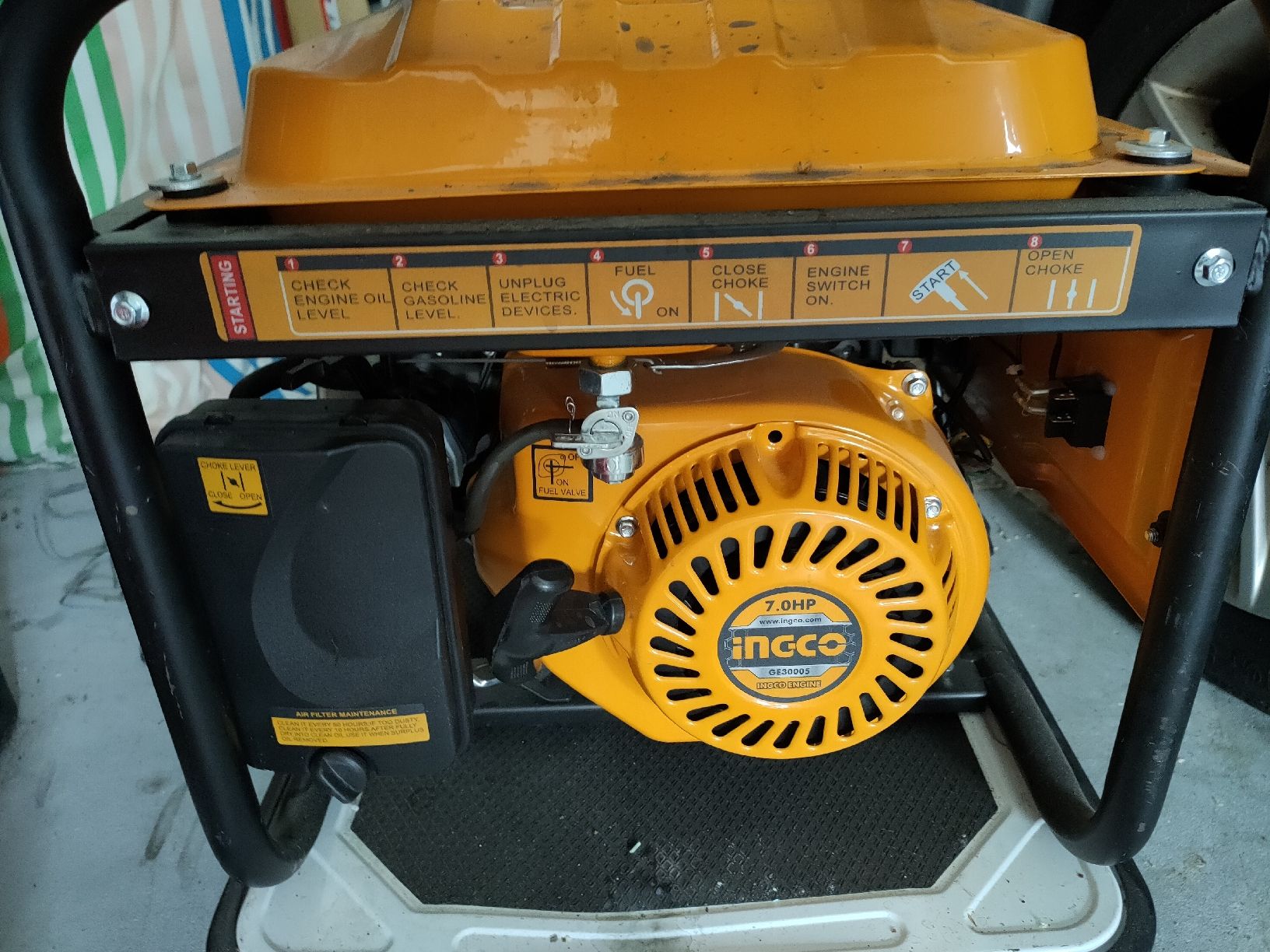 Generatori di corrente: Generator 2300 Watt – Usato da Wetzikon ZH venduto da Elos34 1