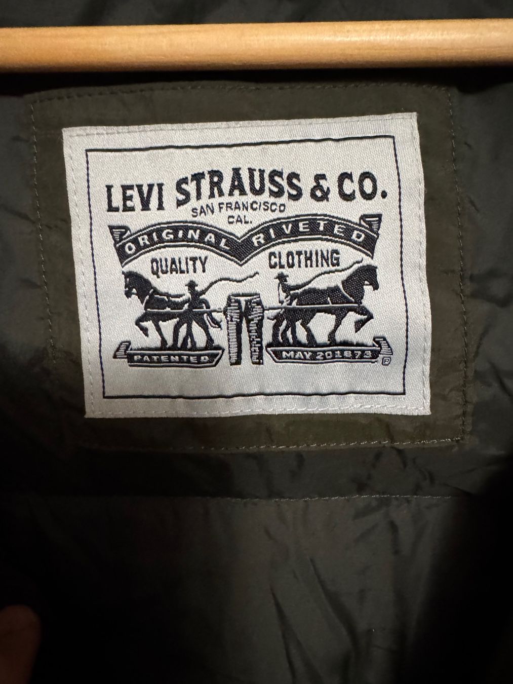 Levi's Jacken: Vintage Levi's Steppjacke – Gebraucht aus Schlieren von enbe5 1