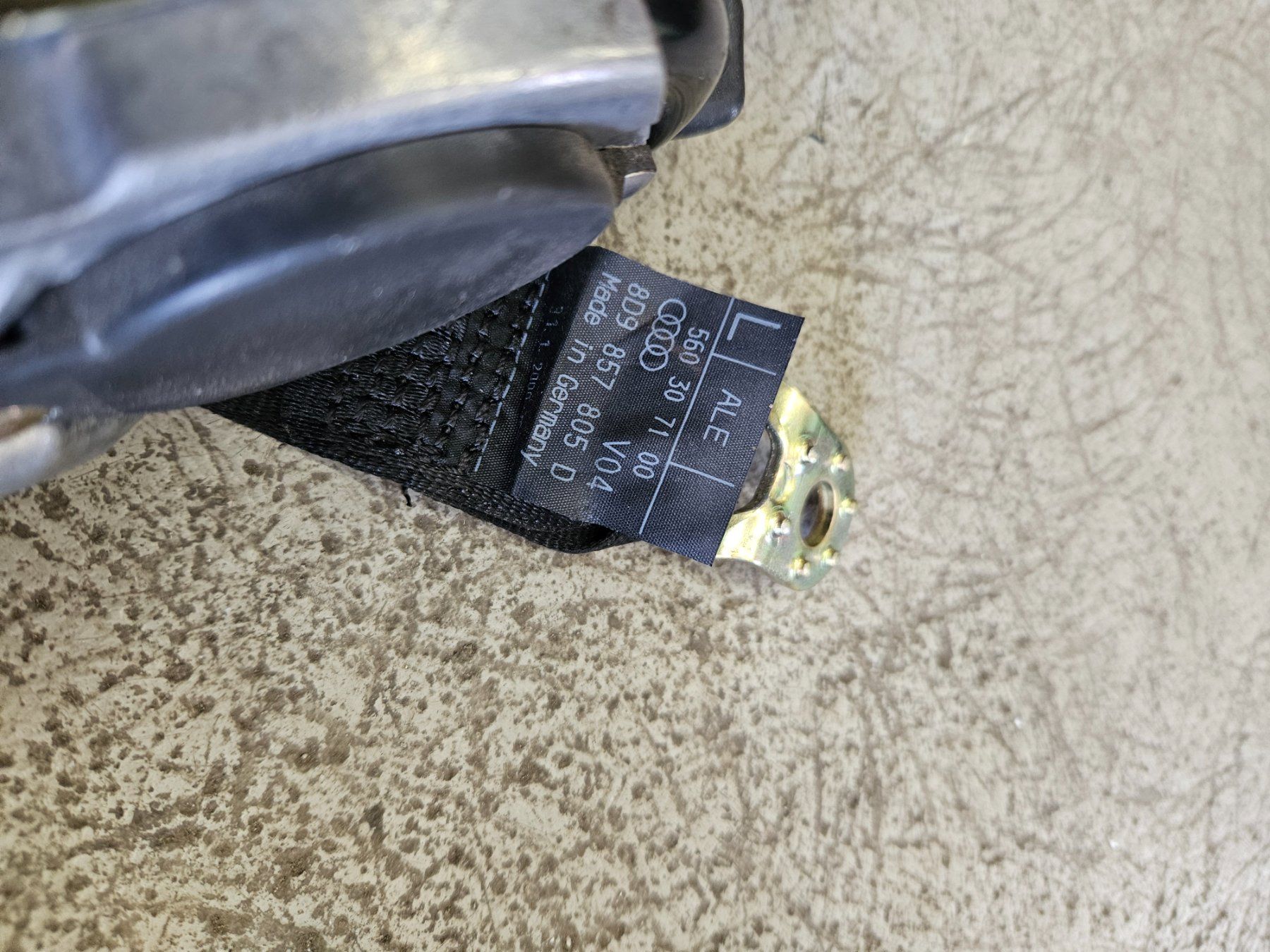 Audi Toutes les pièces auto: Sicherheitsgurt HL Audi A4 S4 RS4 b5 – D'occasion à Männedorf par go-rs484 2