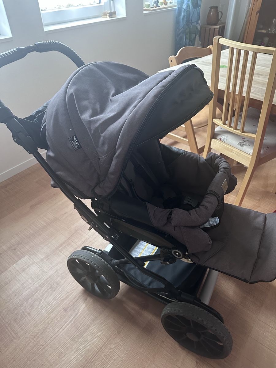 Emmaljunga Carrozzine: Emmaljunga Kinderwagen Duo – Usato da Nänikon venduto da Elias05 2