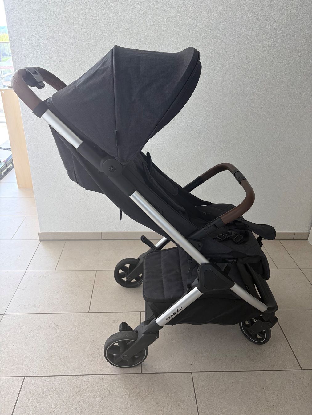 Easywalker Carrozzine: Kinderwagen Easywalker Jackey – Usato da Kloten venduto da Marketulda