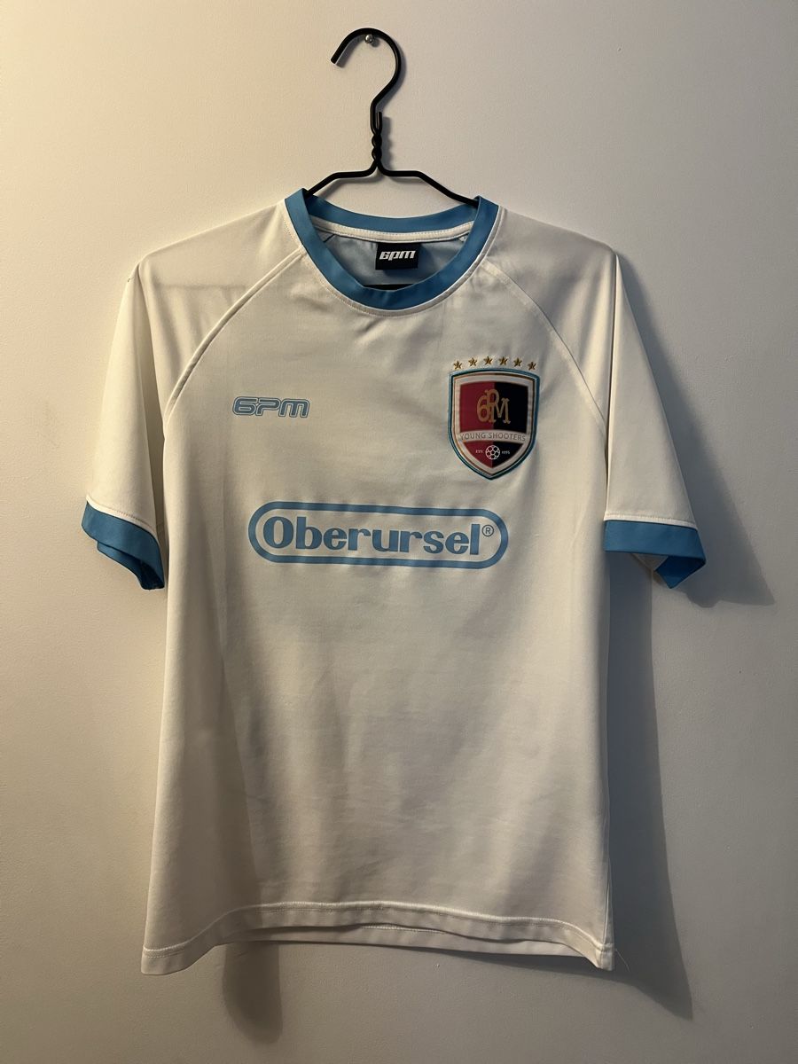 Leibchen & Hosen: 6pm YOUNG SHOOTERS JERSEY WHITE – Gebraucht aus Zürich von ram__0n