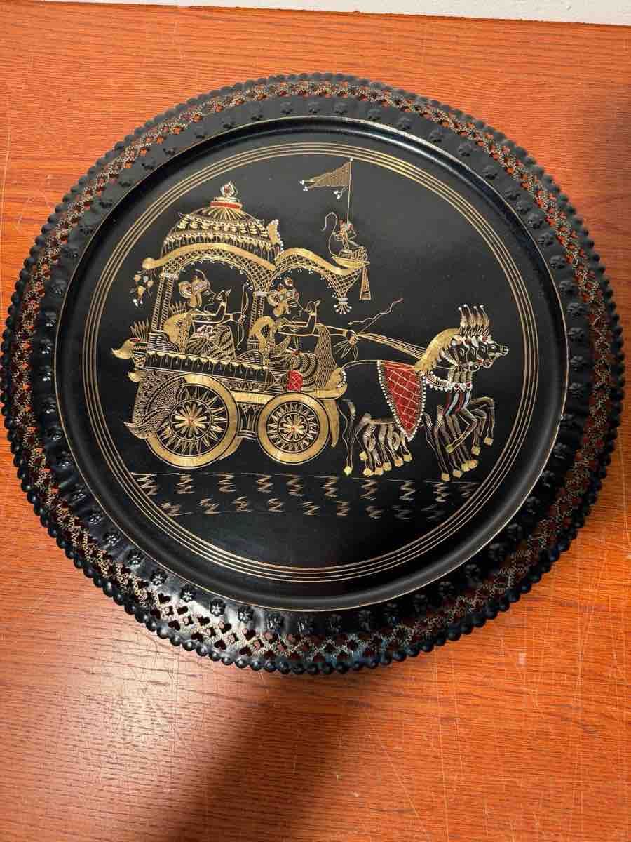 Tutte le decorazioni: Decorative Tray with Chariot Scene Used – Usato da Lausanne venduto da artnouveau04