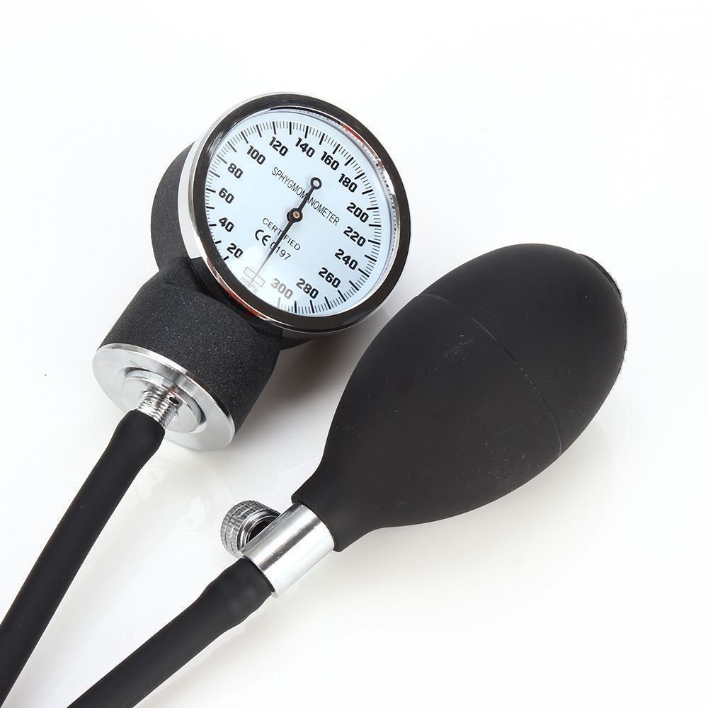 Attrezzature mediche: Blutdruckmessgerät Stethoscope Oberarm – Nuovo (secondo la descrizione) da Thun venduto da coverall 2