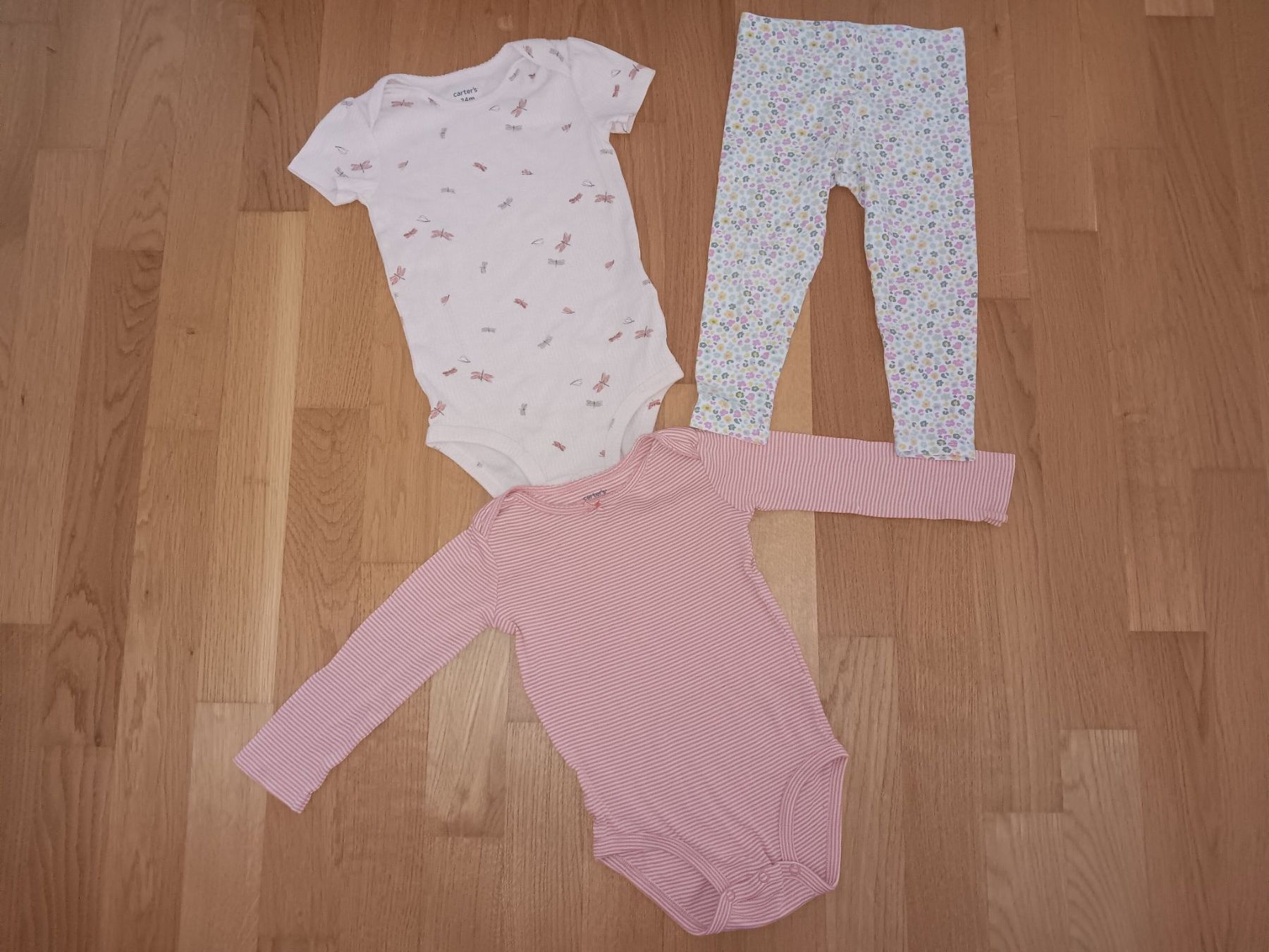Kleiderpakete & -sets: Baby Kleider Paket ,24 Monate – Gebraucht aus Oftringen von WufffWuff