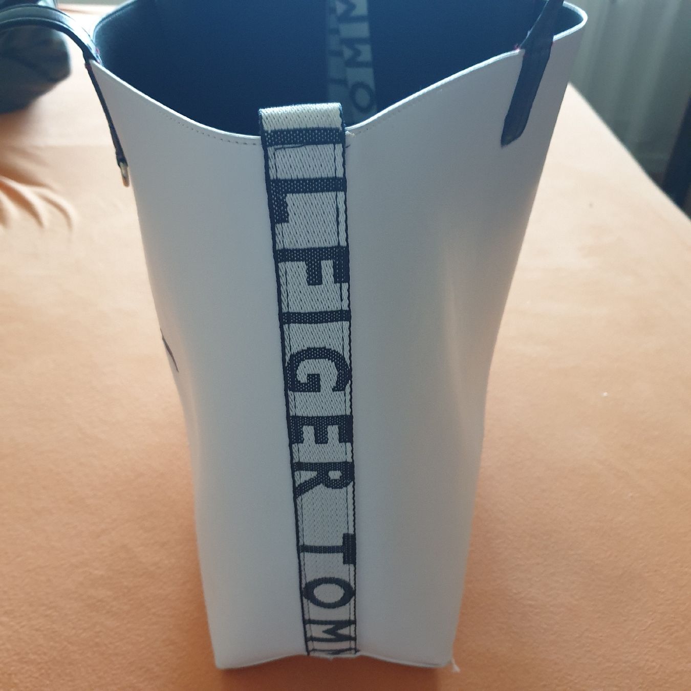 Tommy Hilfiger Borse da donna: Handtasche – Usato da Winterthur venduto da beaste 3