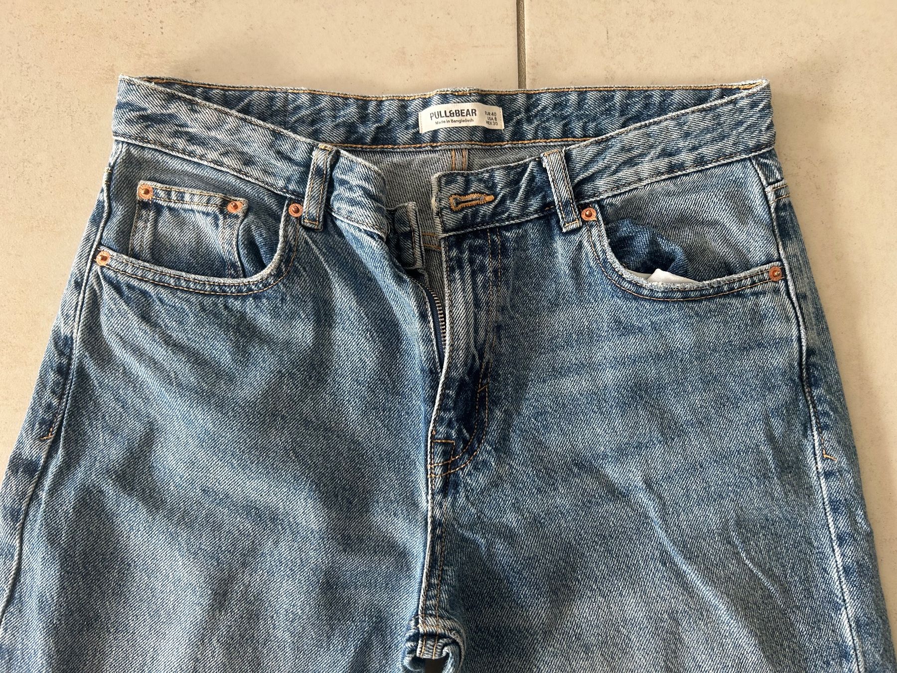 Pull&Bear Jeans: Jeans Pull&Bear droit taille haute – D'occasion à Courrendlin par loko2910 1