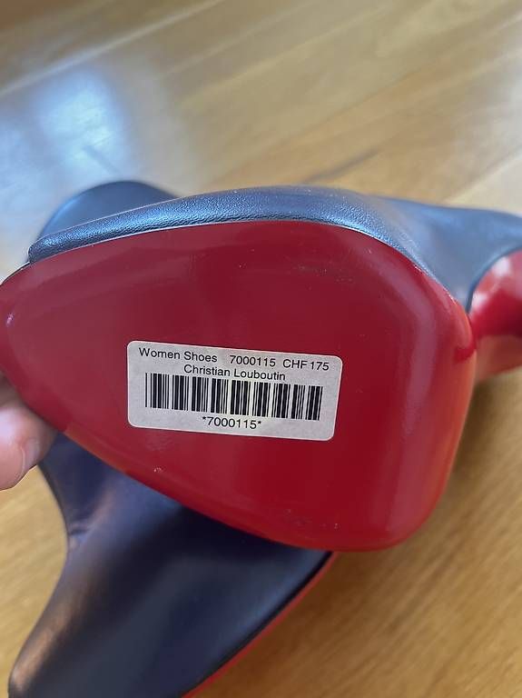 Scarpe da donna: Christian Louboutin Boots – Nuovo e nell'imballaggio originale da Zürich venduto da apple-pie12 3