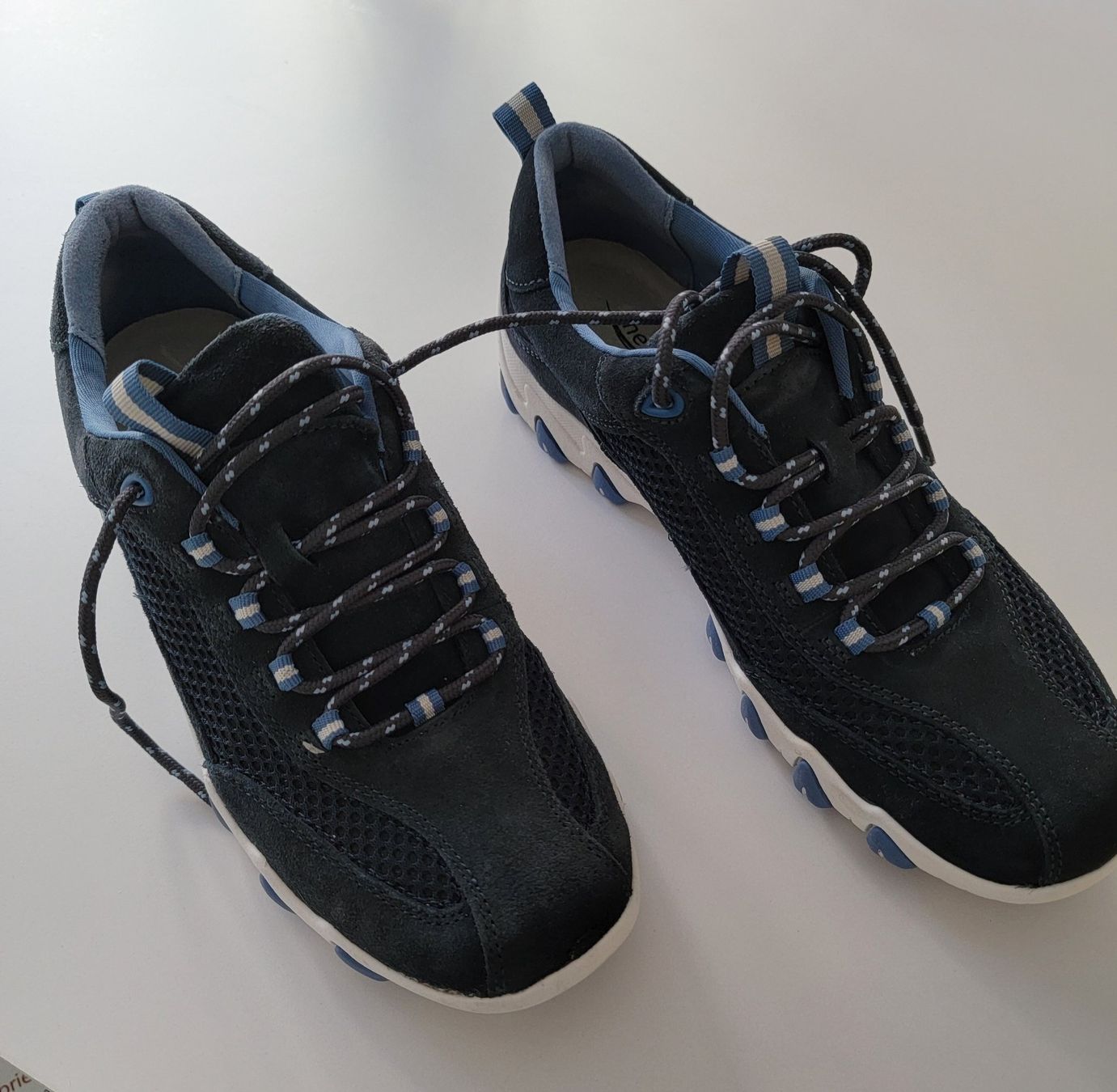 Scarpe da donna: Bequeme Medicus Damen Sneaker – Usato da Basel venduto da Rangela