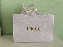 DIOR Gift bag - Size 19 x 14 cm