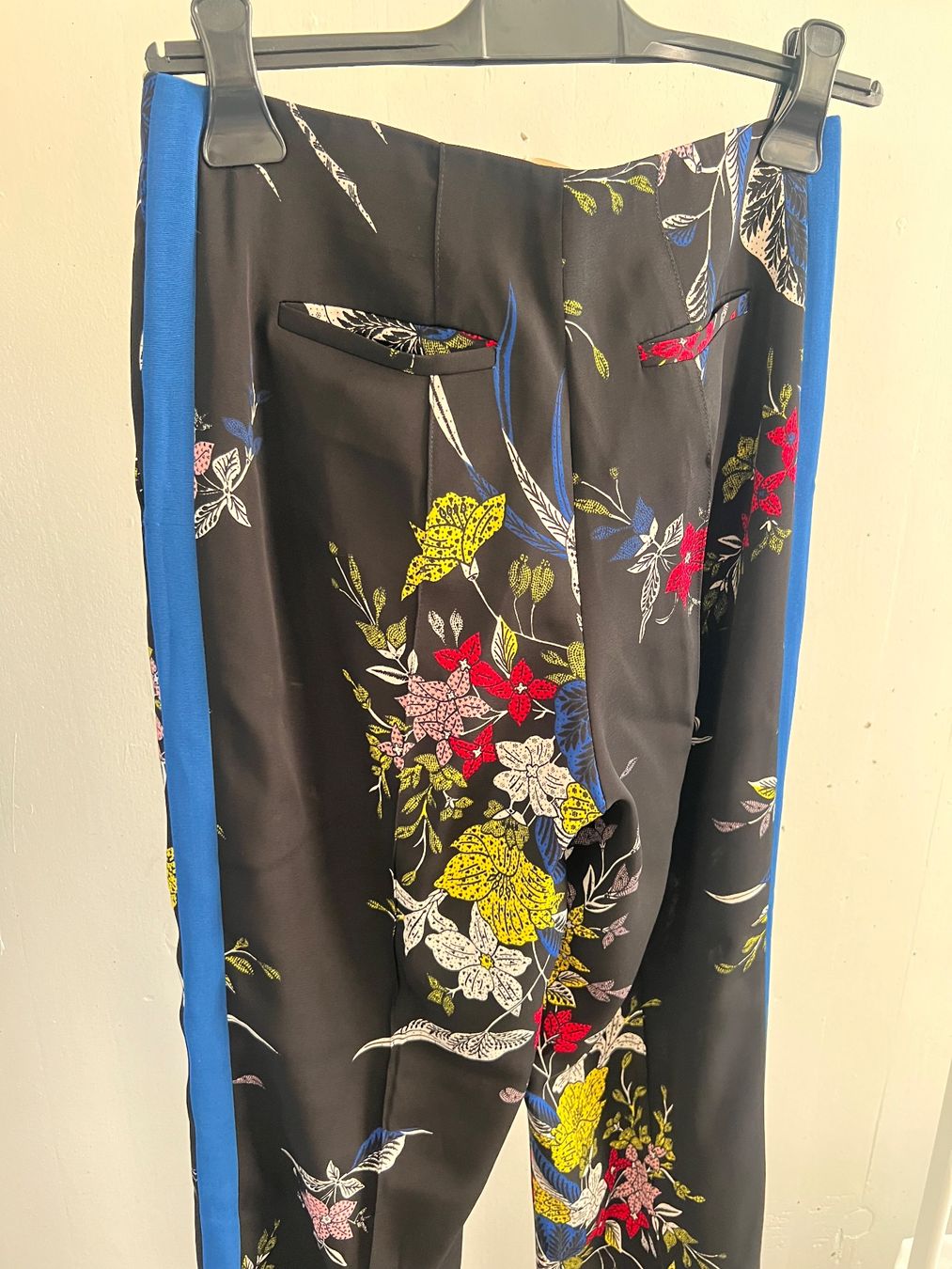 Diane von Furstenberg Pantaloni: Diane von Furstenberg pants – Nuovo (secondo la descrizione) da Lausanne venduto da NYC67 8